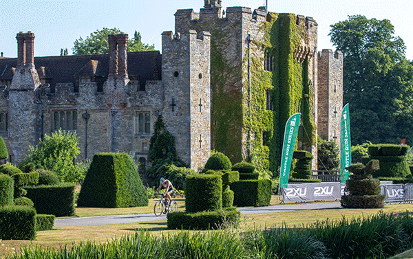 Stunning athlete performances at Hever Castle for a brutally hot Bastion
