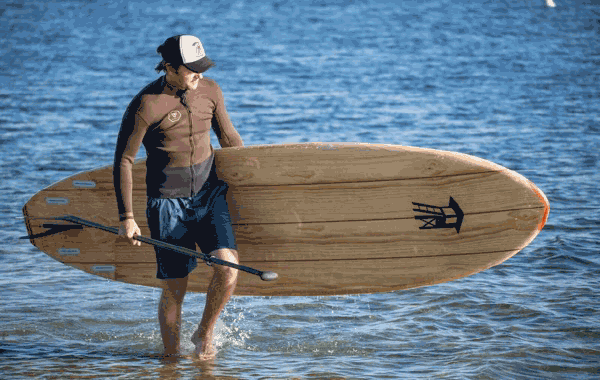 Guide to buying the best hard paddle board